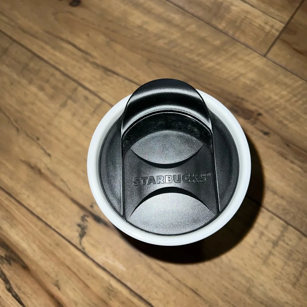 starbucks coffee cup